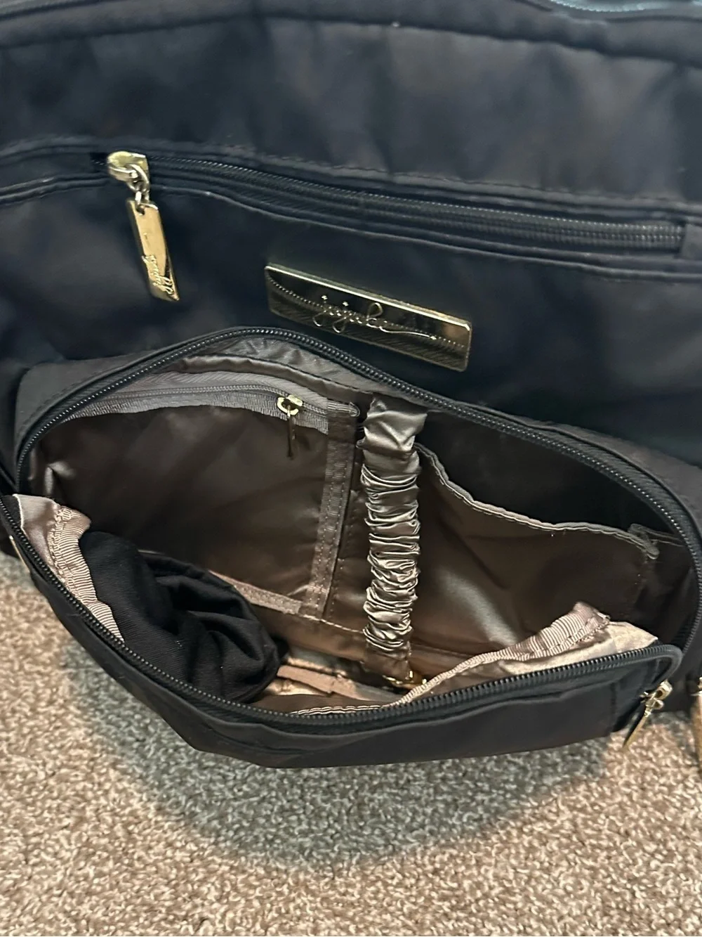 JuJuBe Black Convertible Diaper Bag Backpack Messenger Tote